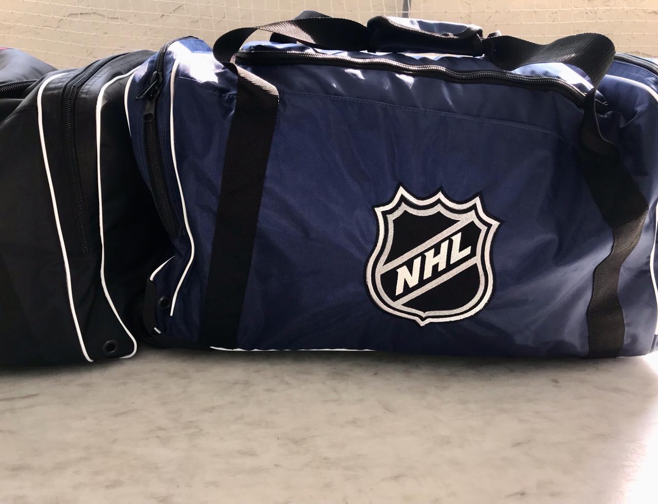 Баул 32-НК-1650 черный вышивка NHL